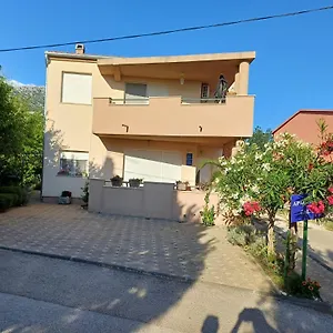 https://calic.hotelinzadar.com